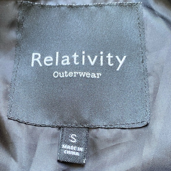 Relativity Vest - Picture 3 of 3
